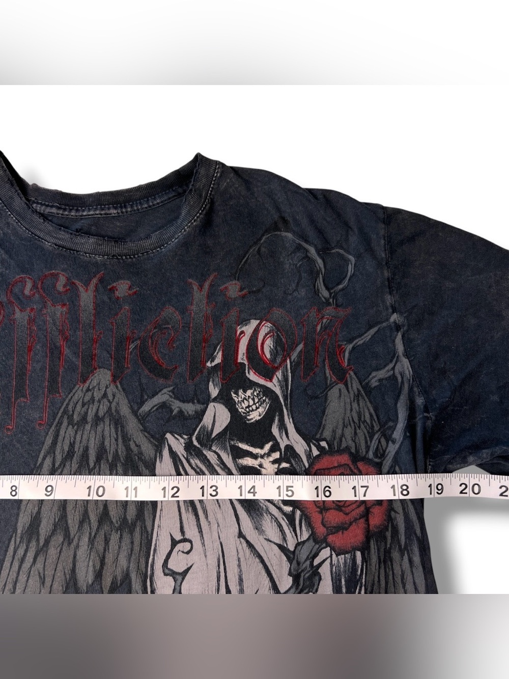 affliction tee - Picture 3 of 6